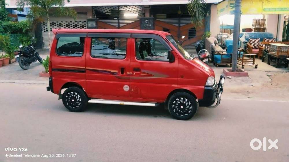 Maruti Suzuki Eeco 7 Seater Standard, 2010, Petrol