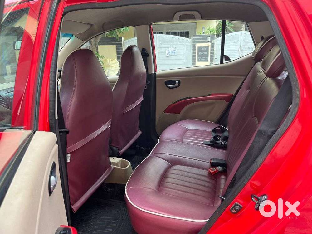 Hyundai I10 Sportz At, 2010, Petrol