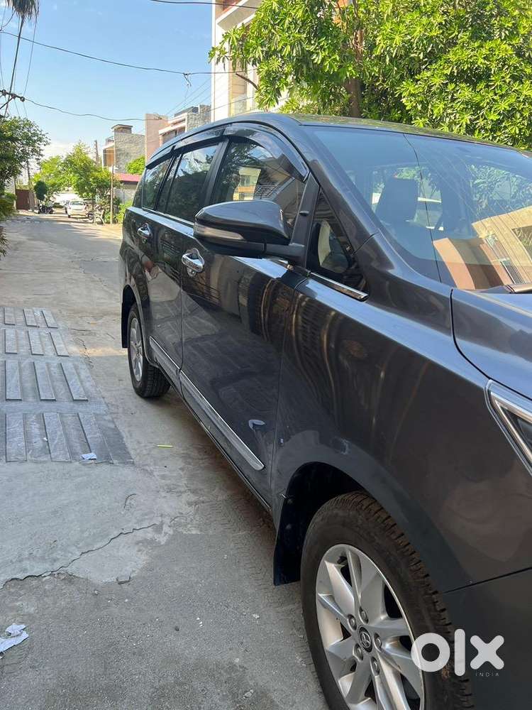Toyota Innova Crysta 2017 Automatic