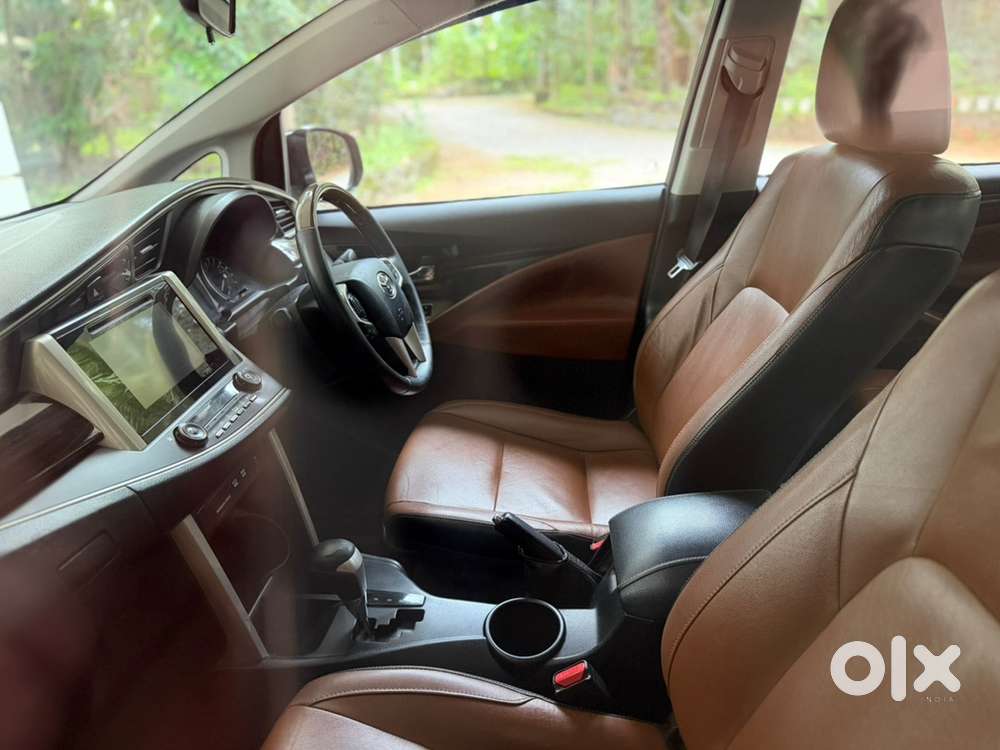 Innova Crysta Z Automatic