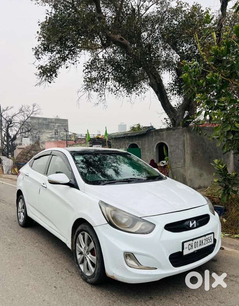 Staring Cantrol ,back Camra ,2 Airbag ,all Orginal