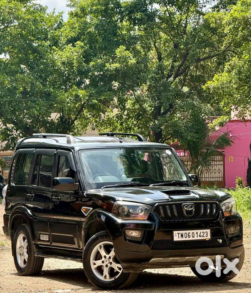 Mahindra Scorpio S10, 2015, Diesel