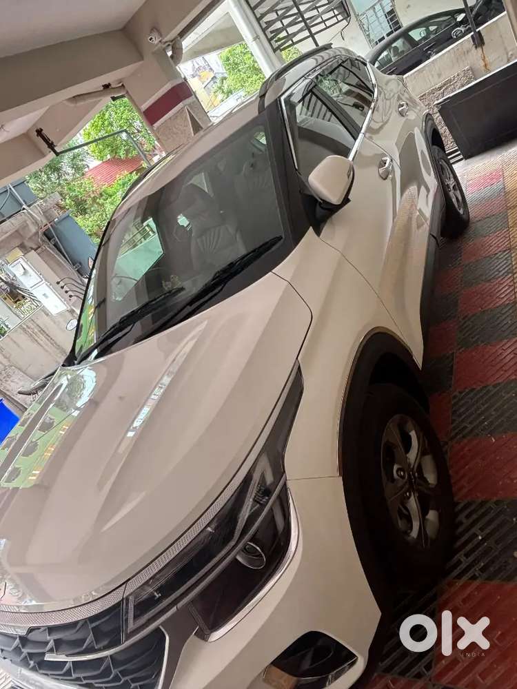 Kia Seltos Htk Plus Petrol Manual (2023 Facelift )  17042kms Driven