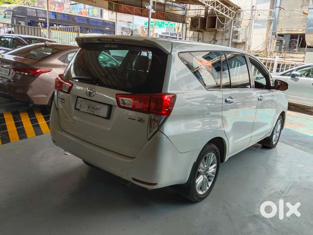 Toyota Innova Crysta, 2016, Diesel