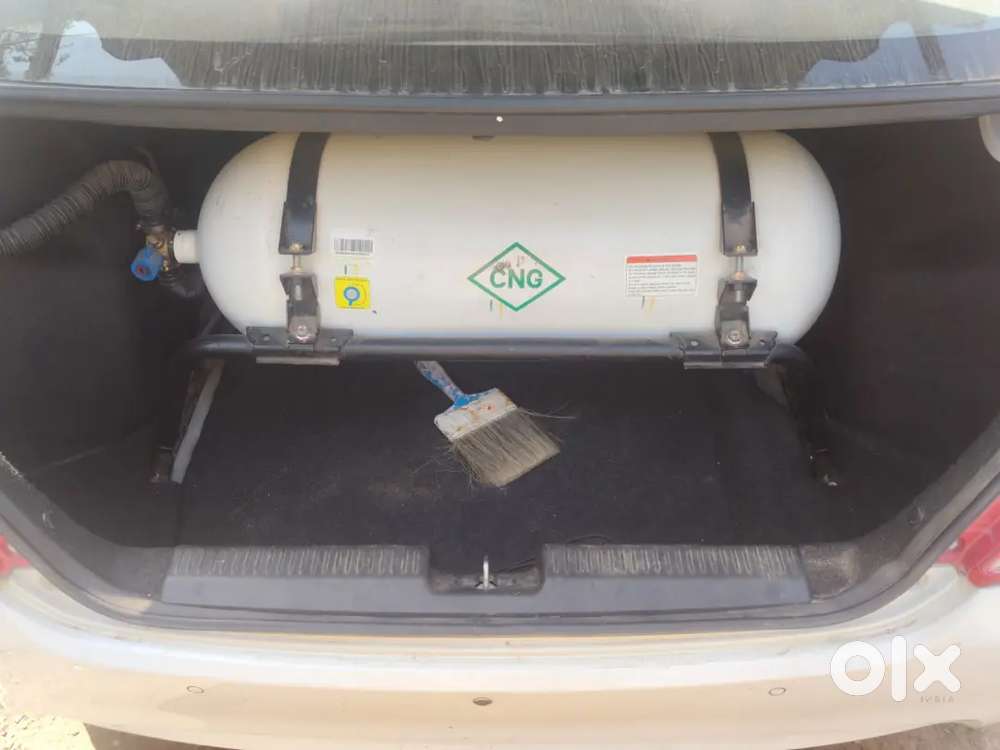 Maruti Suzuki Dzire 2024 Cng & Hybrids 85000 Km Driven
