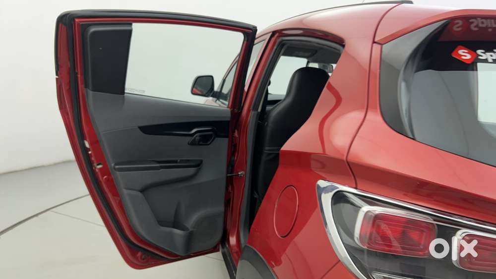 Mahindra Kuv100 Nxt 1.2 K4 Plus Diesel 6 Str, 2018, Petrol