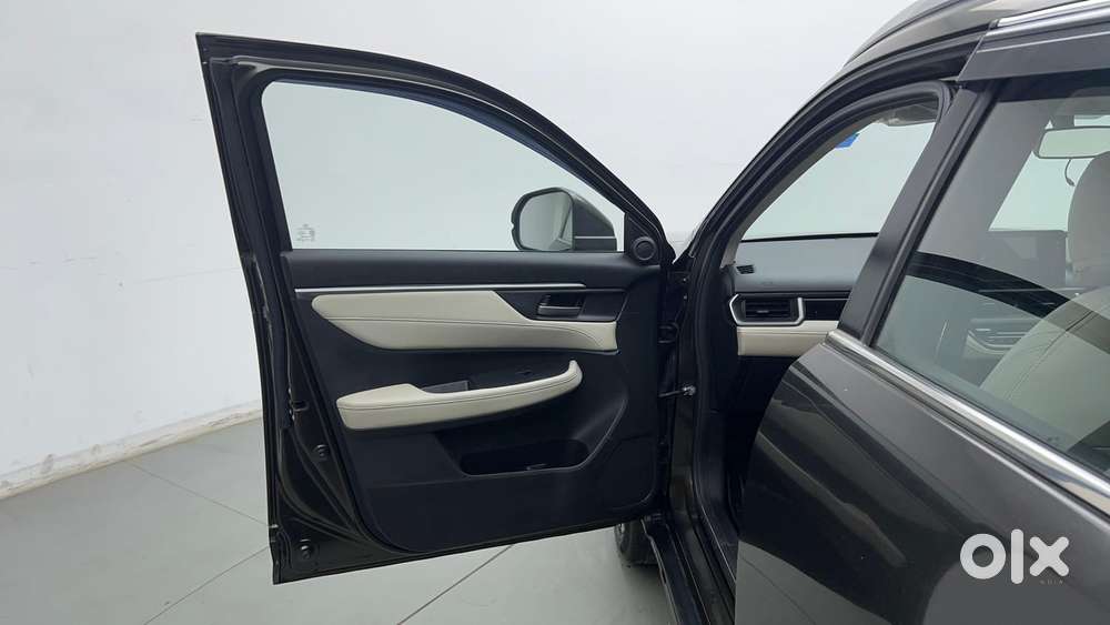 Honda Elevate Vx Mt, 2024, Petrol