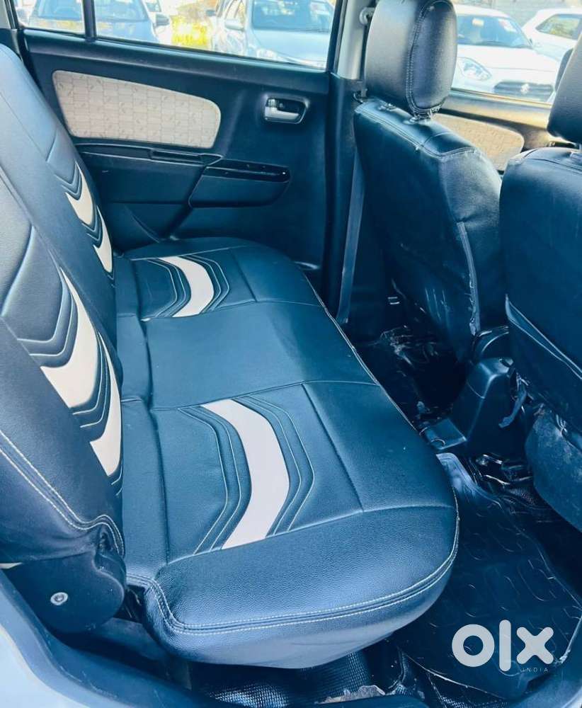 Maruti Suzuki Wagon R Vxi Amt1.2, 2017, Petrol