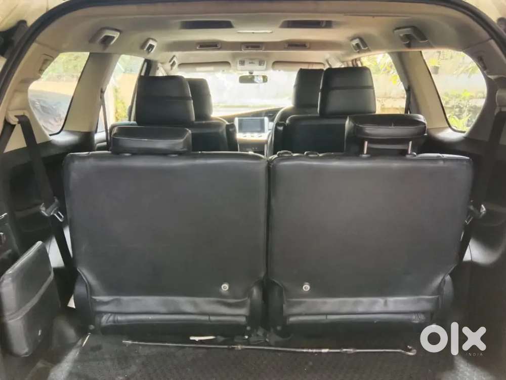 Toyota Innova Crysta 2019