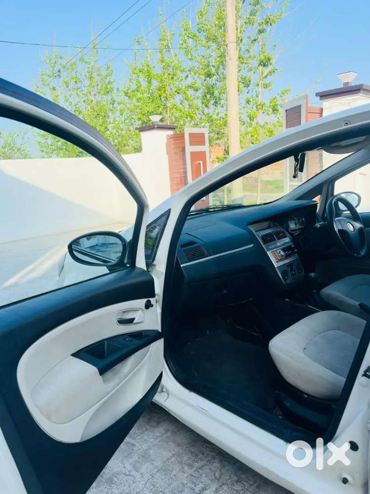 Fiat Linea Classic 2014 Diesel 67000 Km Driven
