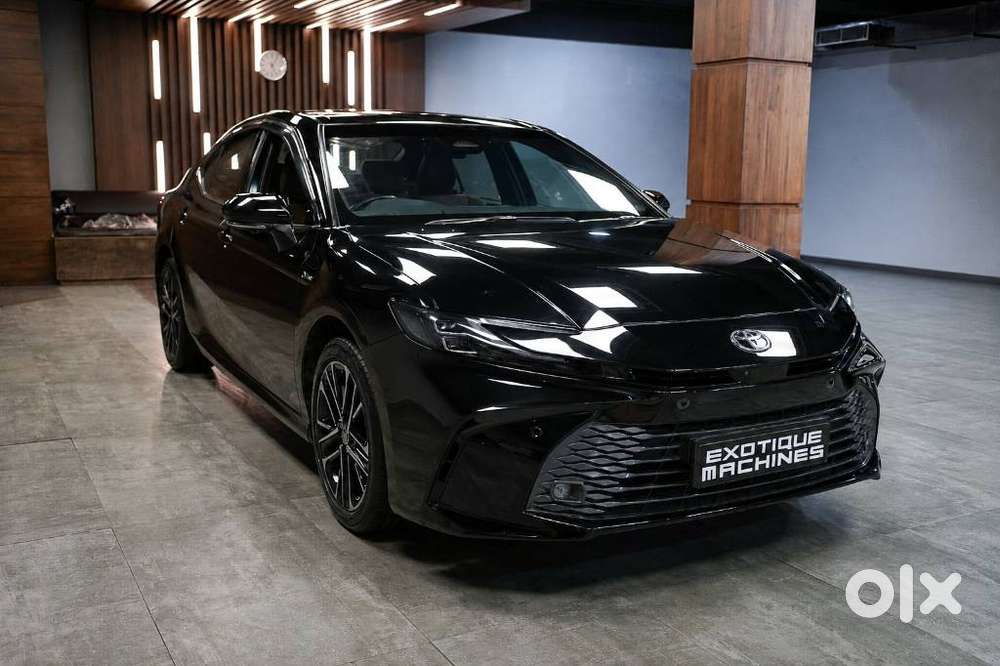 Toyota Camry 2.5 Hybrid, 2025, Petrol