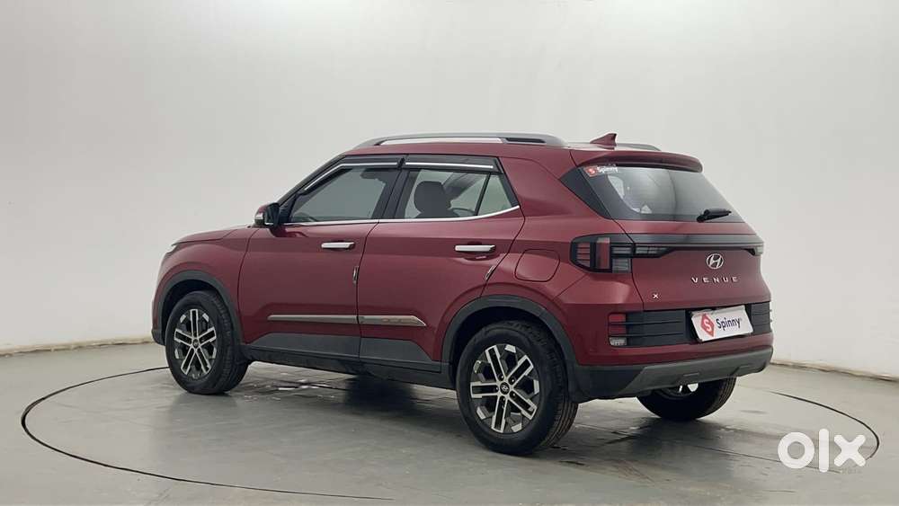 Hyundai Venue Sx (o) Mt 1.5 Diesel, 2024, Diesel