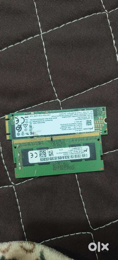 8GB DDR4 Ram 3200, & 256GB sata SD card