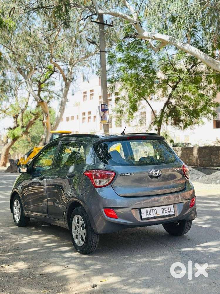 Hyundai Grand I10 2013-2016 Crdi Sportz, 2016, Diesel
