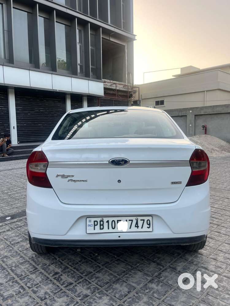 Ford Figo Aspire, 2015, Petrol