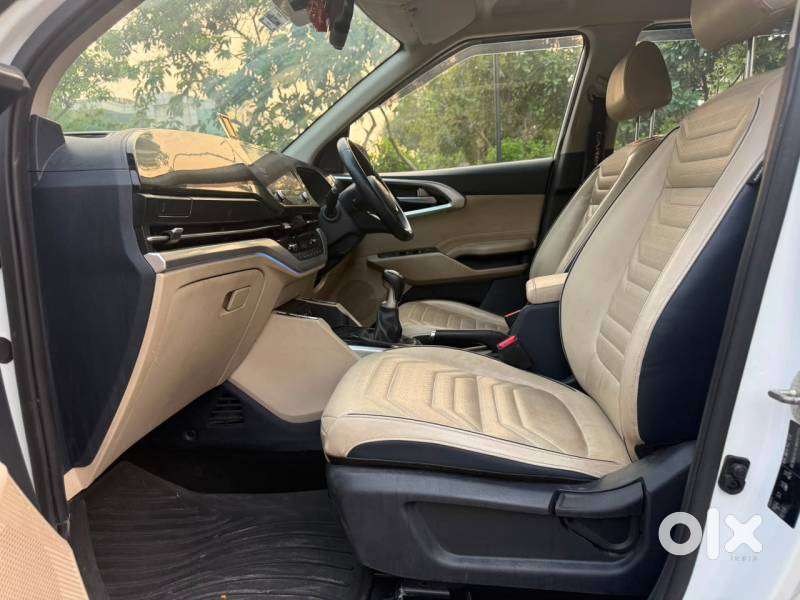 Kia Carens 1.4 Luxury 7 Str, 2022