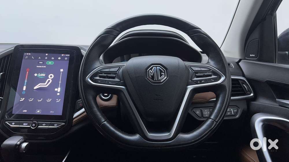 Mg Hector Plus 1.5 Sharp Turbo Cvt 6 Str, 2022, Petrol