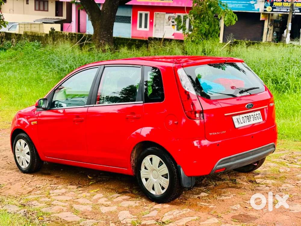 Ford Figo Petrol Titanium, 2010, Petrol