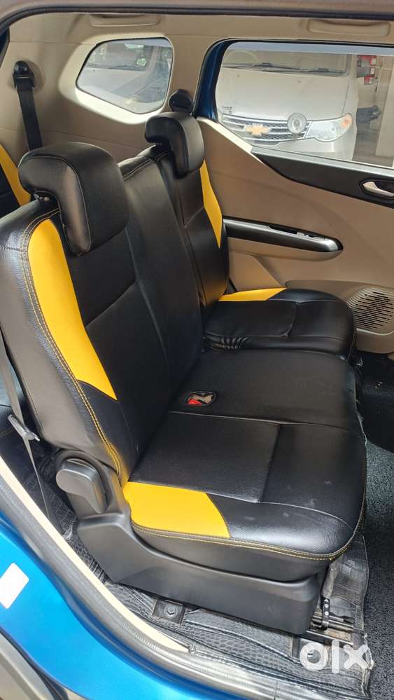 Renault Triber Rxz  Urban Night Limited Edition, 2021
