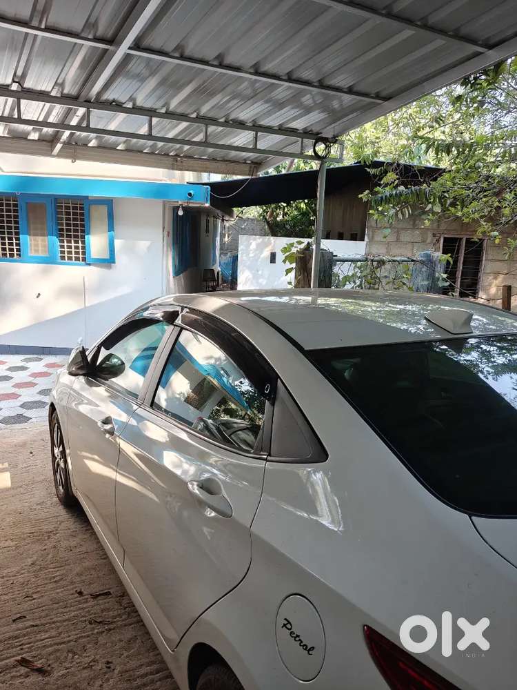 Hyundai Verna 2017 Petrol Well Maintained