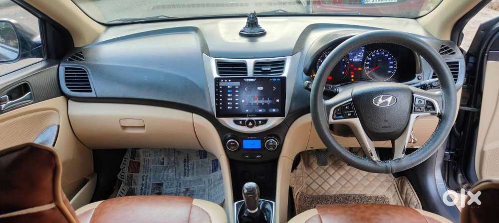 Hyundai Verna 1.6 Sx Vtvt (o), 2014, Petrol