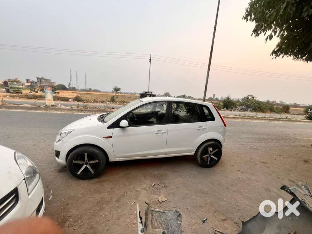 Ford Figo 2014 Diesel 800000 Km Driven