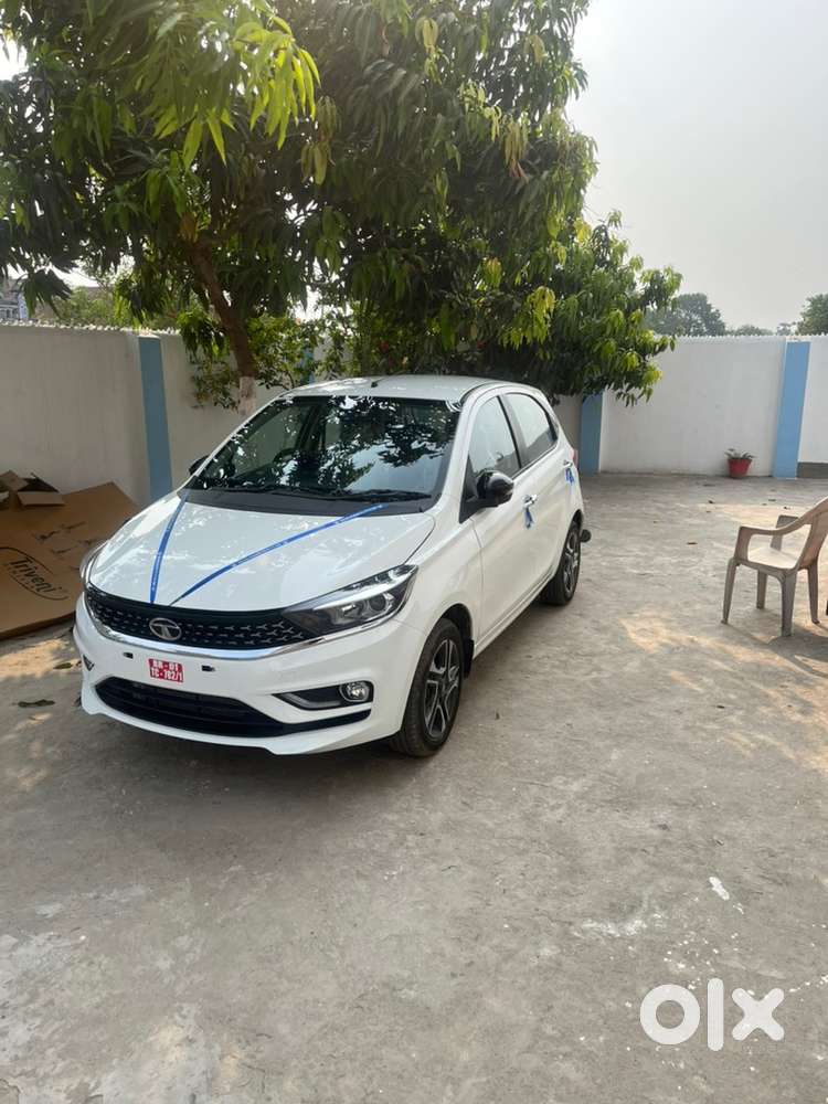Tata Tiago Petrol 9998 Km Driven