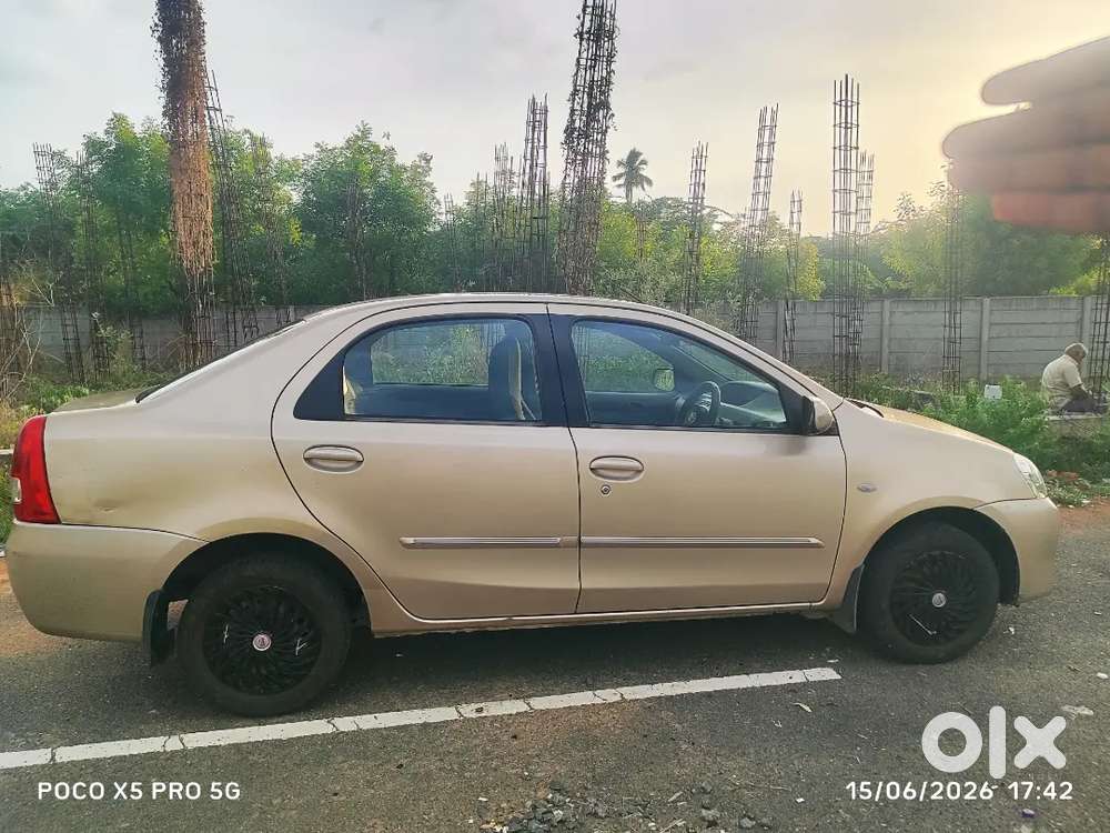 Toyota Etios 2011 Petrol 123000 Km Driven