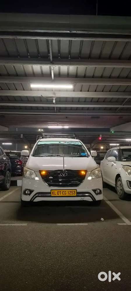 Toyota Innova 2016
