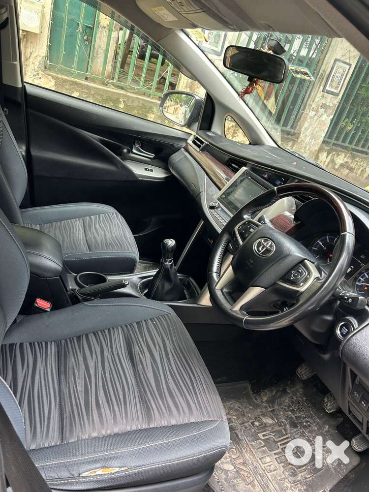 Toyota Innova Crysta [2020-ongoing] 2.4 Vx 8 Str, 2020, Diesel
