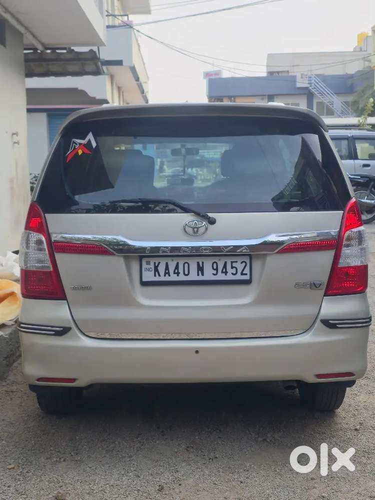 Toyota Innova 2015 Diesel Well Maintained