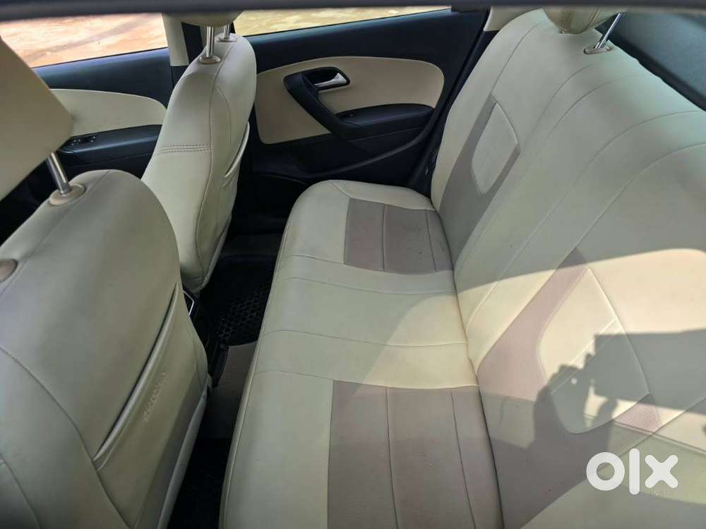 Volkswagen Ameo 1.5 Tdi Highline At 16 Alloy, 2016, Diesel