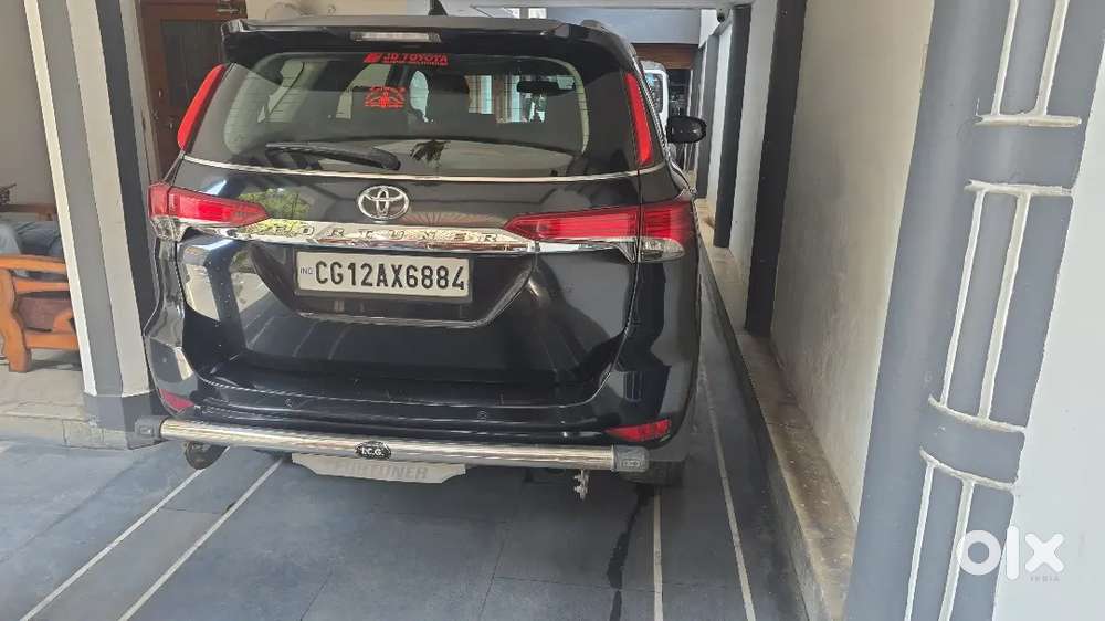 Toyota Fortuner 2019 Diesel 180000 Km Driven