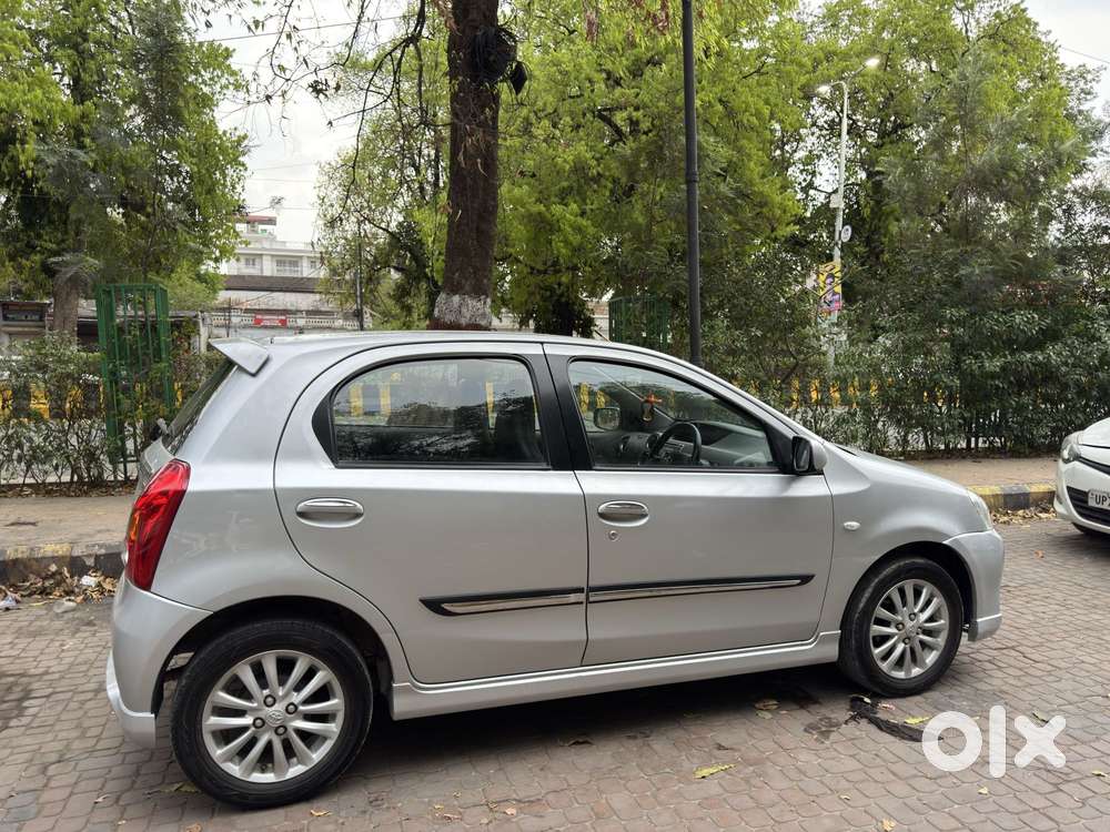 Toyota Etios Liva Trd Sportivo Petrol Ltd, 2011, Petrol