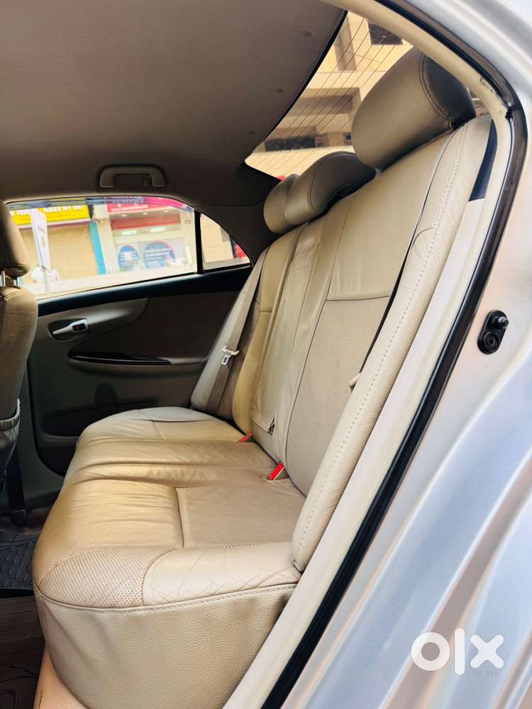 Toyota Corolla Altis 2010-2013 G, 2012, Cng & Hybrids