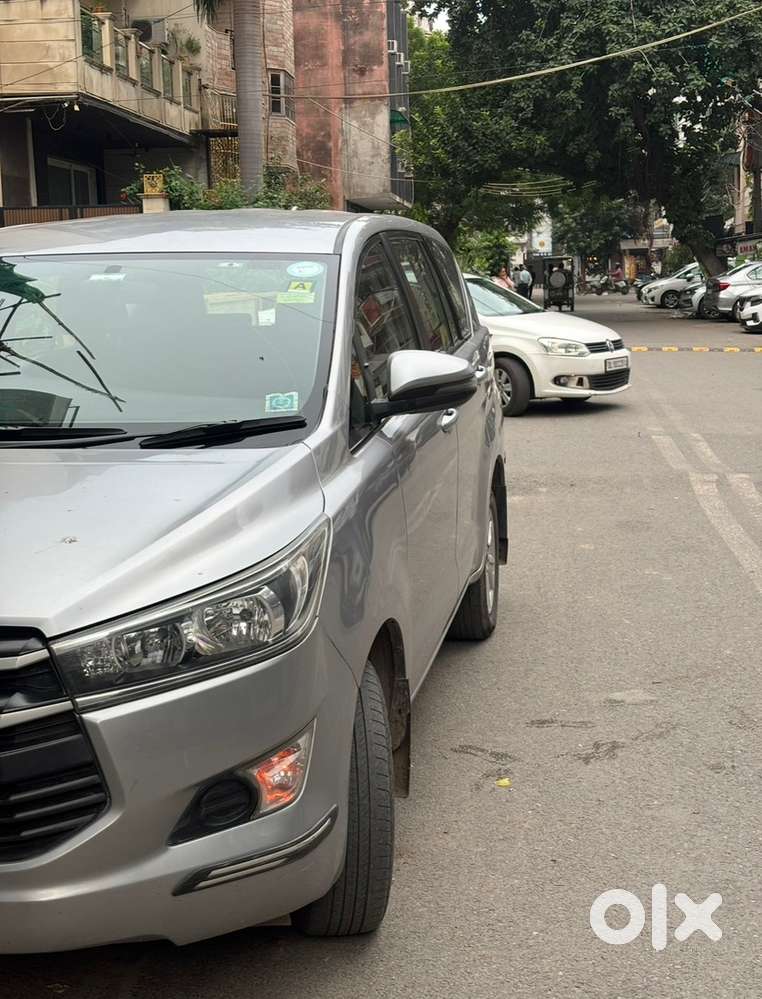 Innova 75k Driven 1st Owner