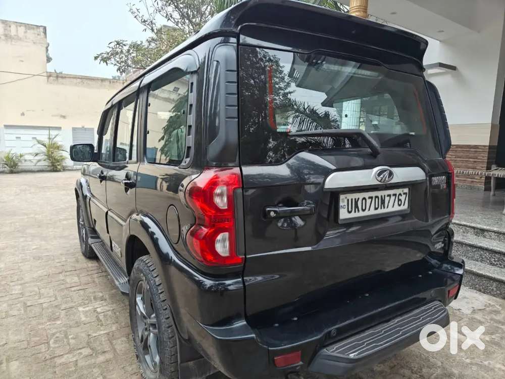 Mahindra Scorpio 2019 Diesel 98000 Km Driven