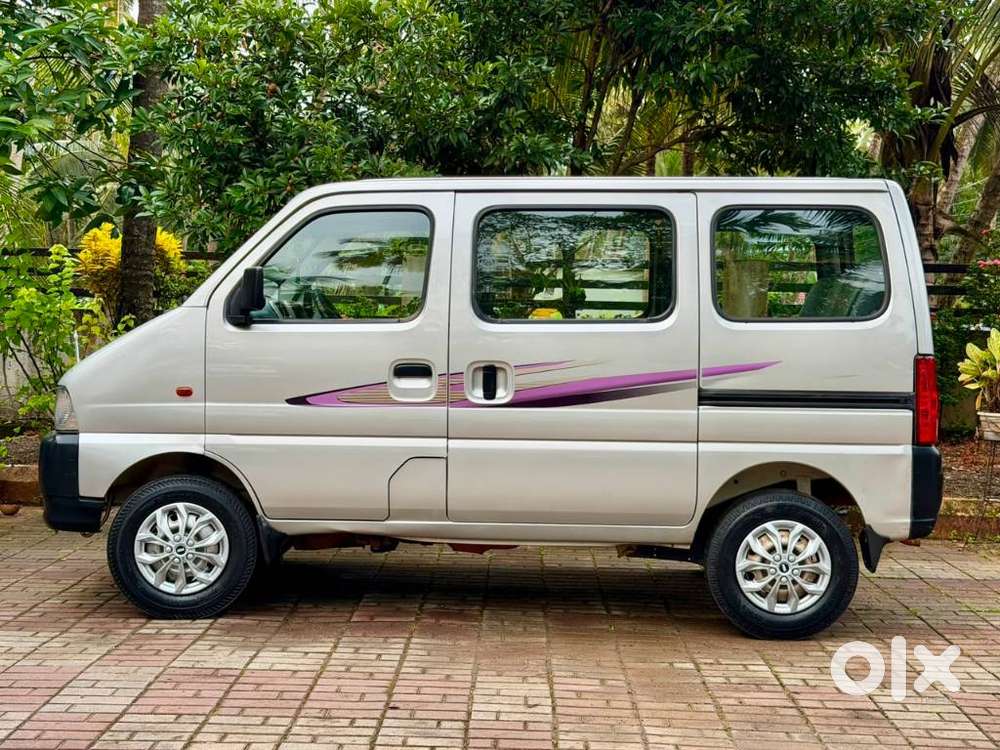 Maruti Suzuki Eeco 5 Seater Ac, 2016, Petrol