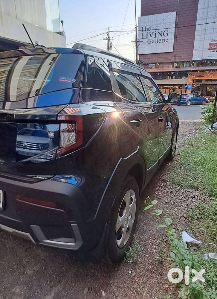 Mahindra Xuv 3xo Mx3, 2024, Petrol