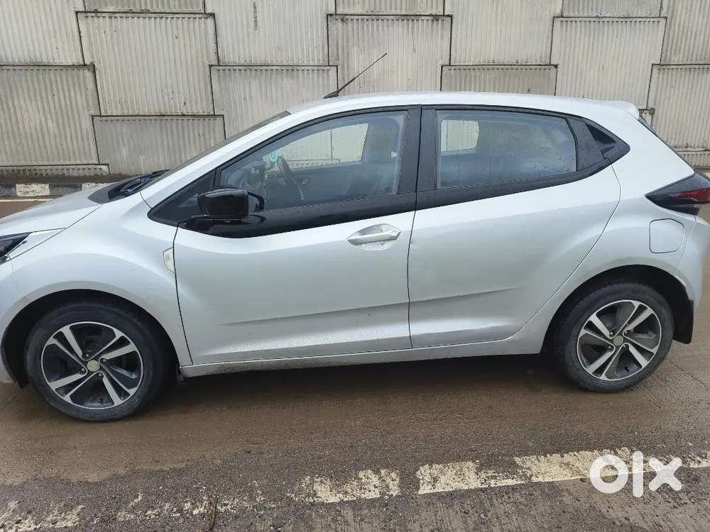 Tata Altroz Petrol 2020 Drive