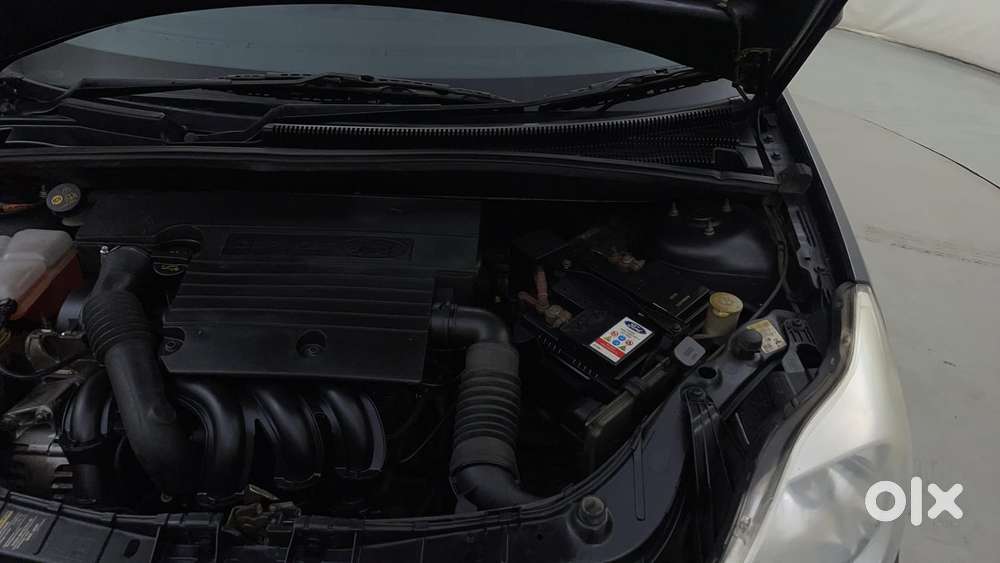 Ford Figo 2010-2012 Petrol Zxi, 2013, Petrol