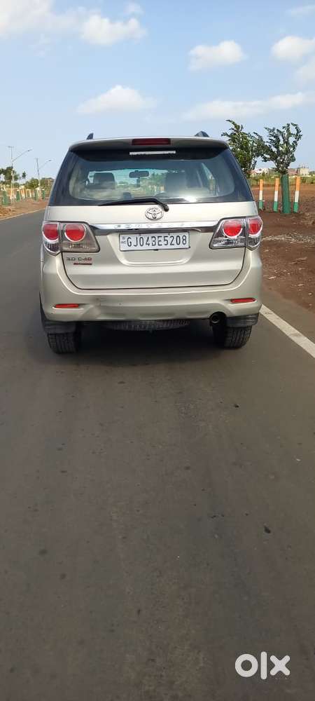 Toyota Fortuner 3.0 4x2 Automatic, 2012, Diesel