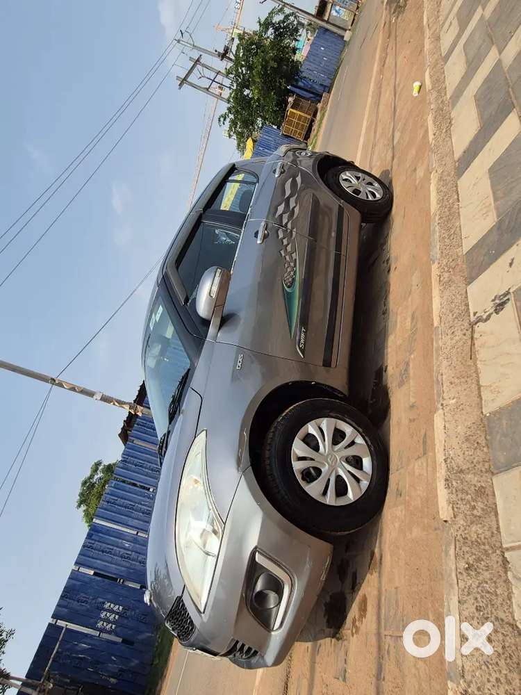Maruti Suzuki Swift 2016 Diesel 86213 Km Driven Fully Privet Car