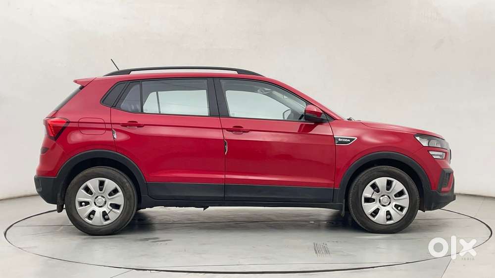 Skoda Kushaq Active 1.0 Tsi Mt, 2023, Petrol