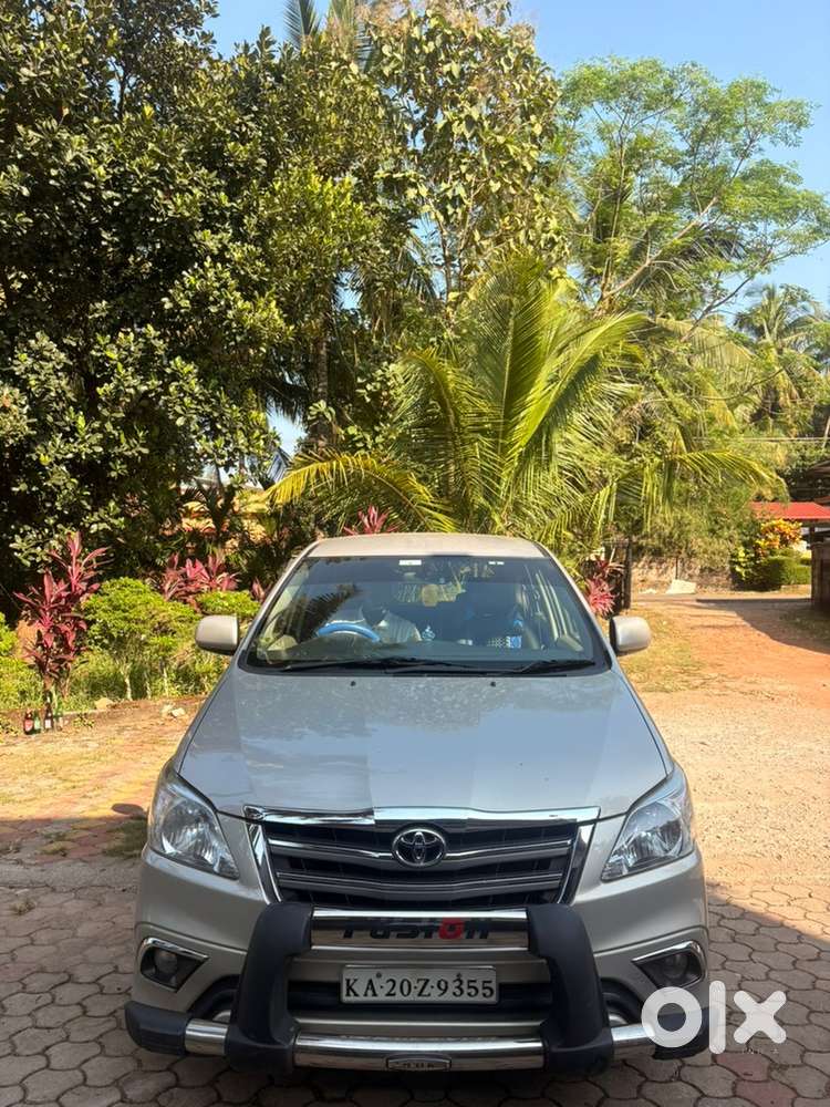 Toyota Innova Diesel 2014