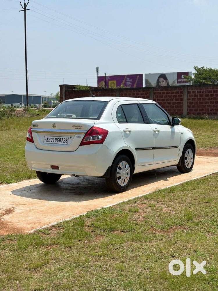 Maruti Suzuki Swift Dzire 1.2 Vxi Bsiv, 2013, Petrol