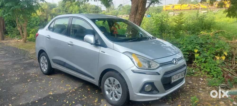 Hyundai Xcent 2015