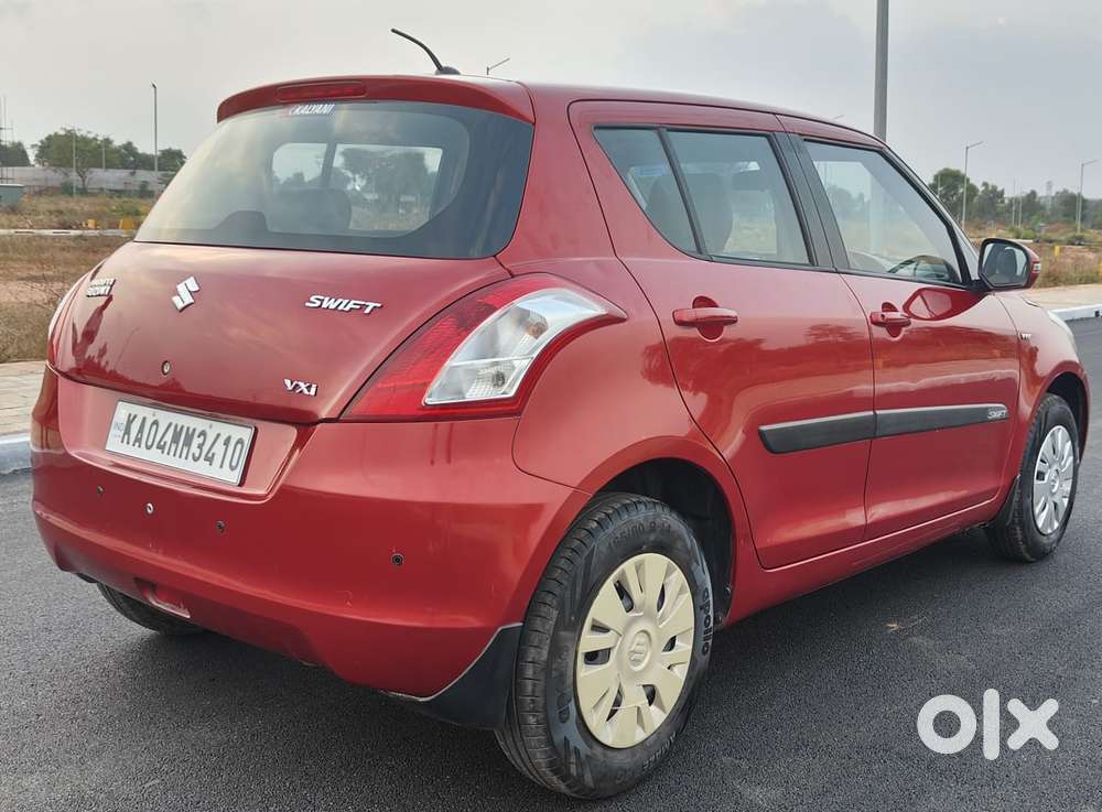 Maruti Suzuki Swift 2011-2014 Vxi, 2013, Petrol