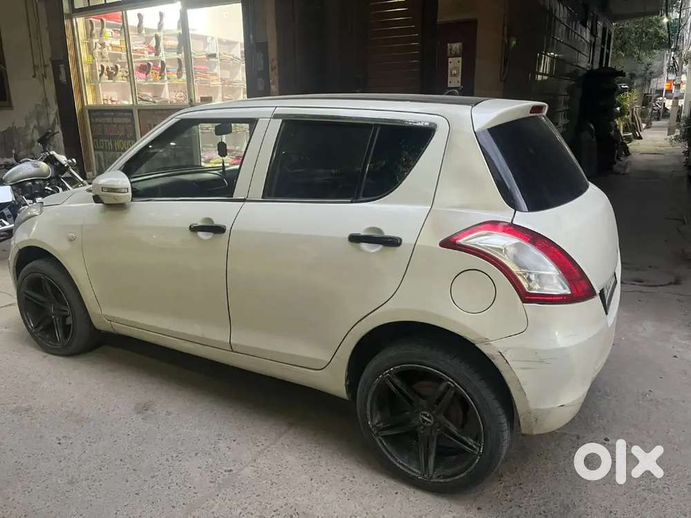 Swift Lxi Maruti 2015