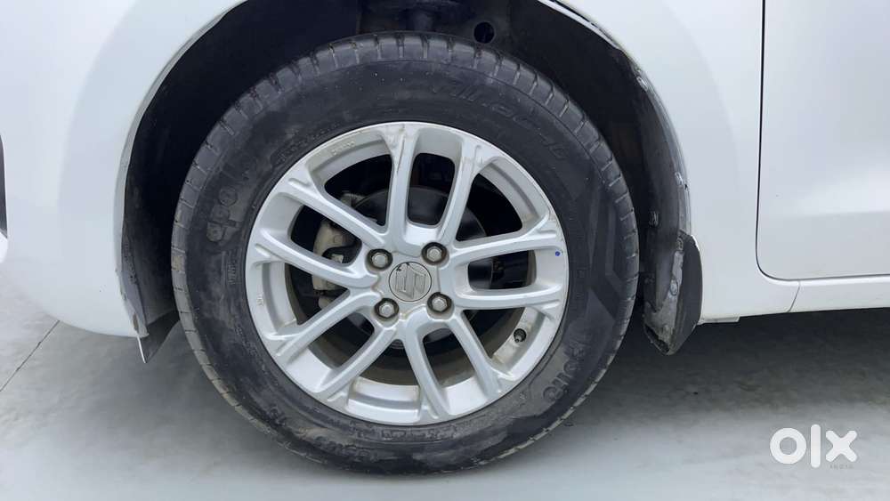 Maruti Suzuki Swift Amt Zxi, 2018, Petrol